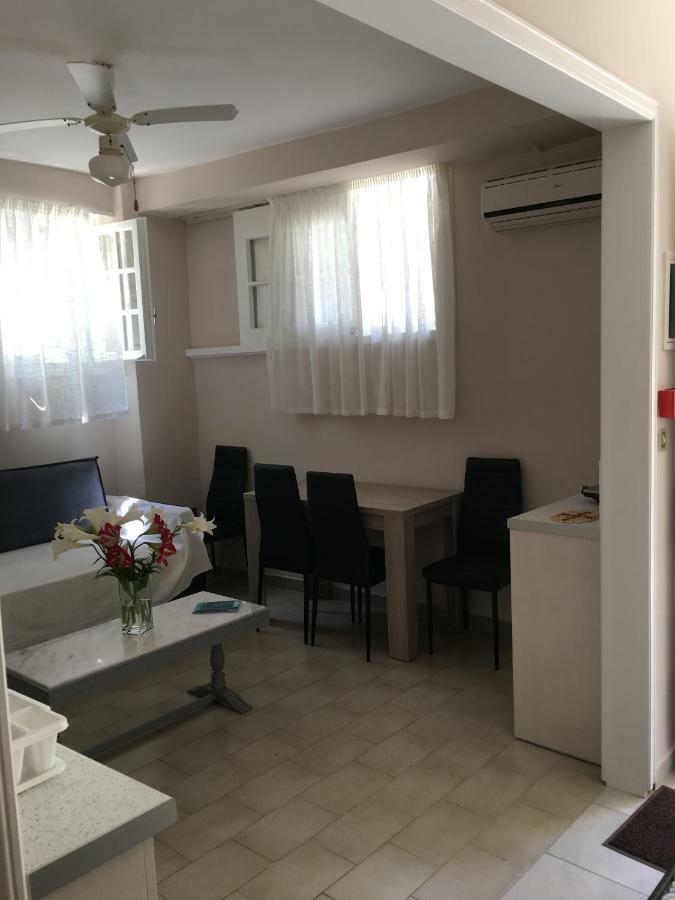 Central Studios In Agios Nikitas Pedestrian Zone Extérieur photo